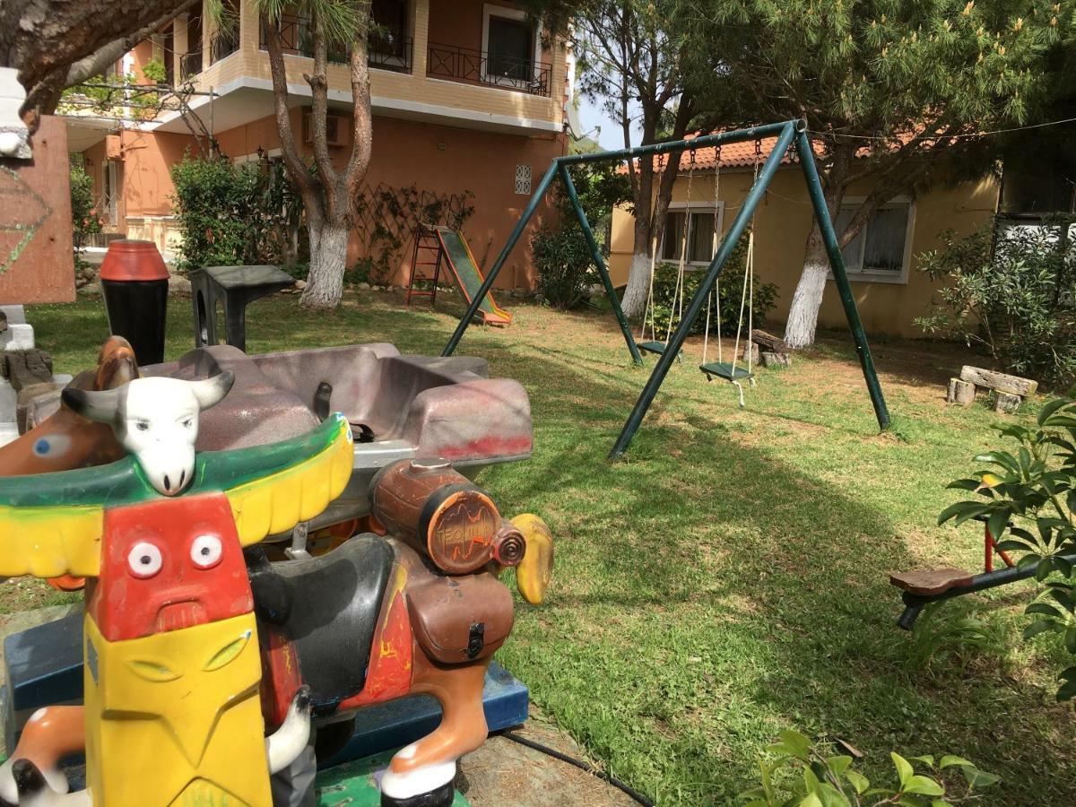 דירות Ágios Matthaíos Christinas Lofts מראה חיצוני תמונה
